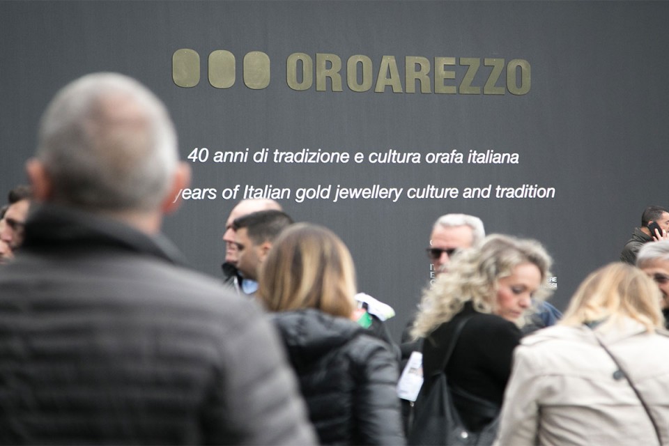 OROAREZZO is postponed to 2022