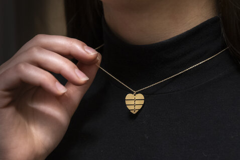 Necklace with heart