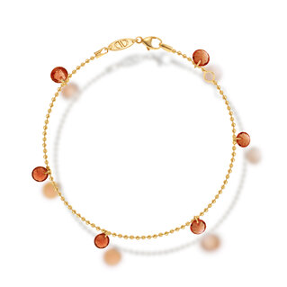 Inner Glimpse bracelet with red garnet