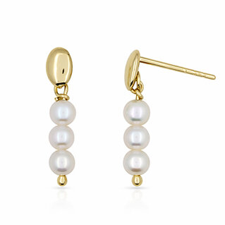 Pearl earrings
