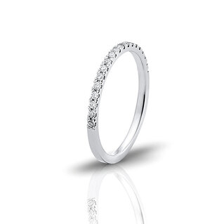 wedding ring with diamonds