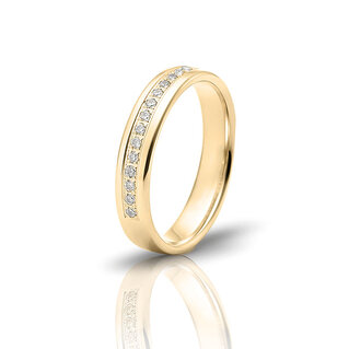 wedding ring with diamonds